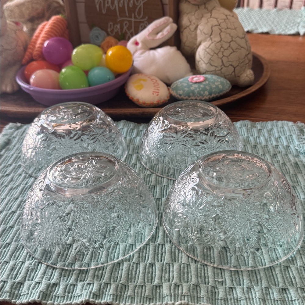 Set of 4 Princess House Fantasia 5-1/4 inch Coupe Soup Cereal Bowls Clear - Picture 2 of 3